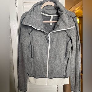 Lulu Lemon size 12 zip up sweater